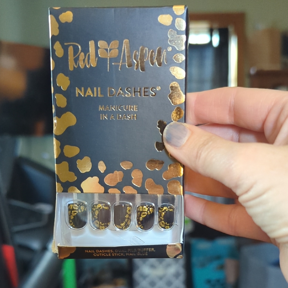 Red Aspen Nail Dashes Fallon's Feeling Fierce